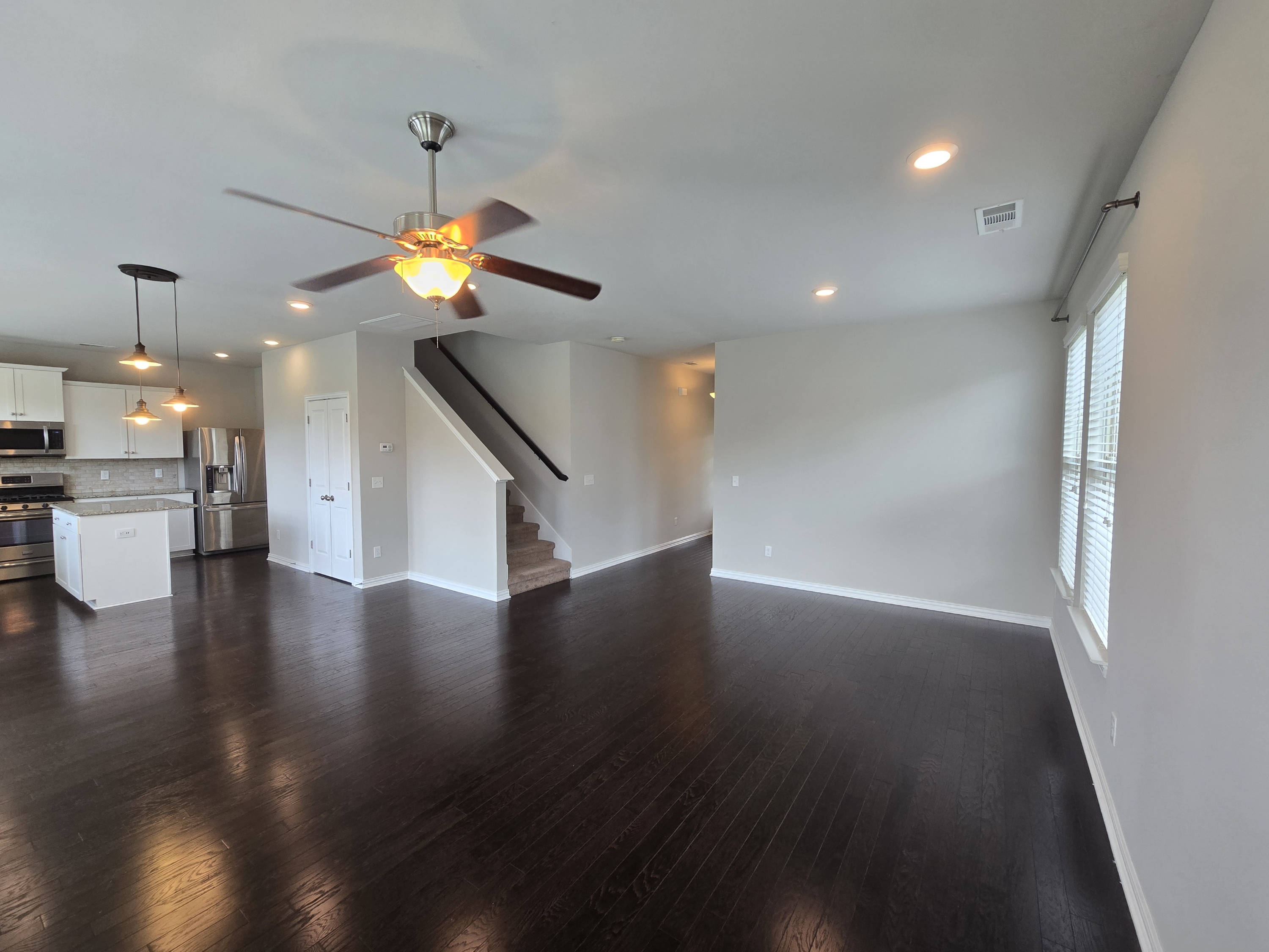 3005 Montrose Lane