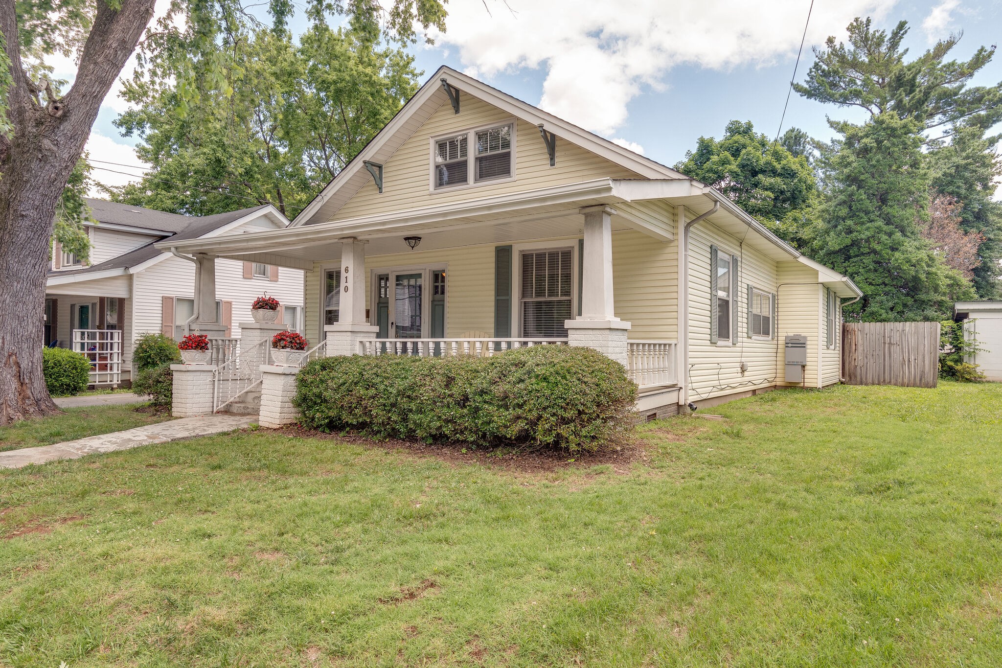 610 North Military Avenue